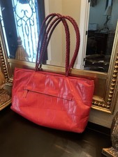 Falor Women’s Handbag Leather Mad