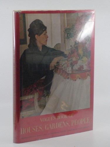 Valentine Lawford, Diana Vreeland / Vogue's Book of Houses Gardens People 1st ed