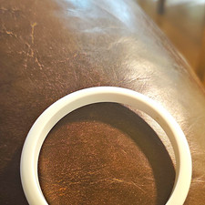 White Plastic Round Bangle Bracelet - No Ston...