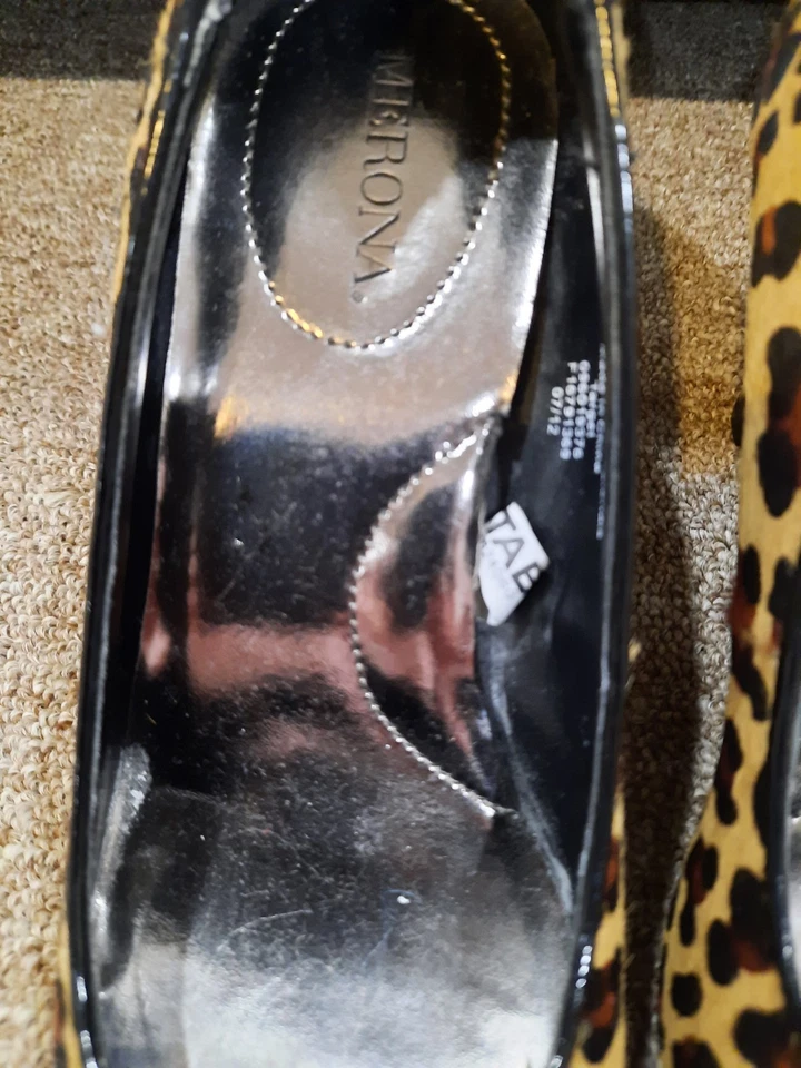 Zapatos de salón Merona con estampado de leopardo de 3,5 pulgadas para mujer talla 7 estampado animal  Foto 2 de 4