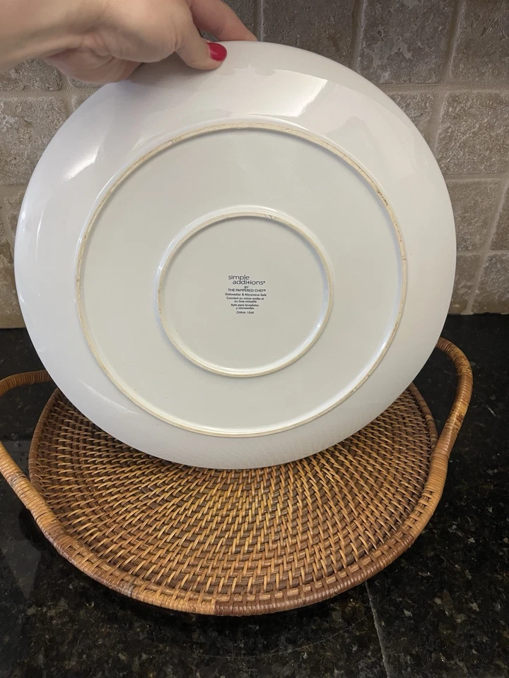 Pampered Chef Woven Selections 17" Round Tray Wicker Rattan, White Round Platter - Image 3 of 4