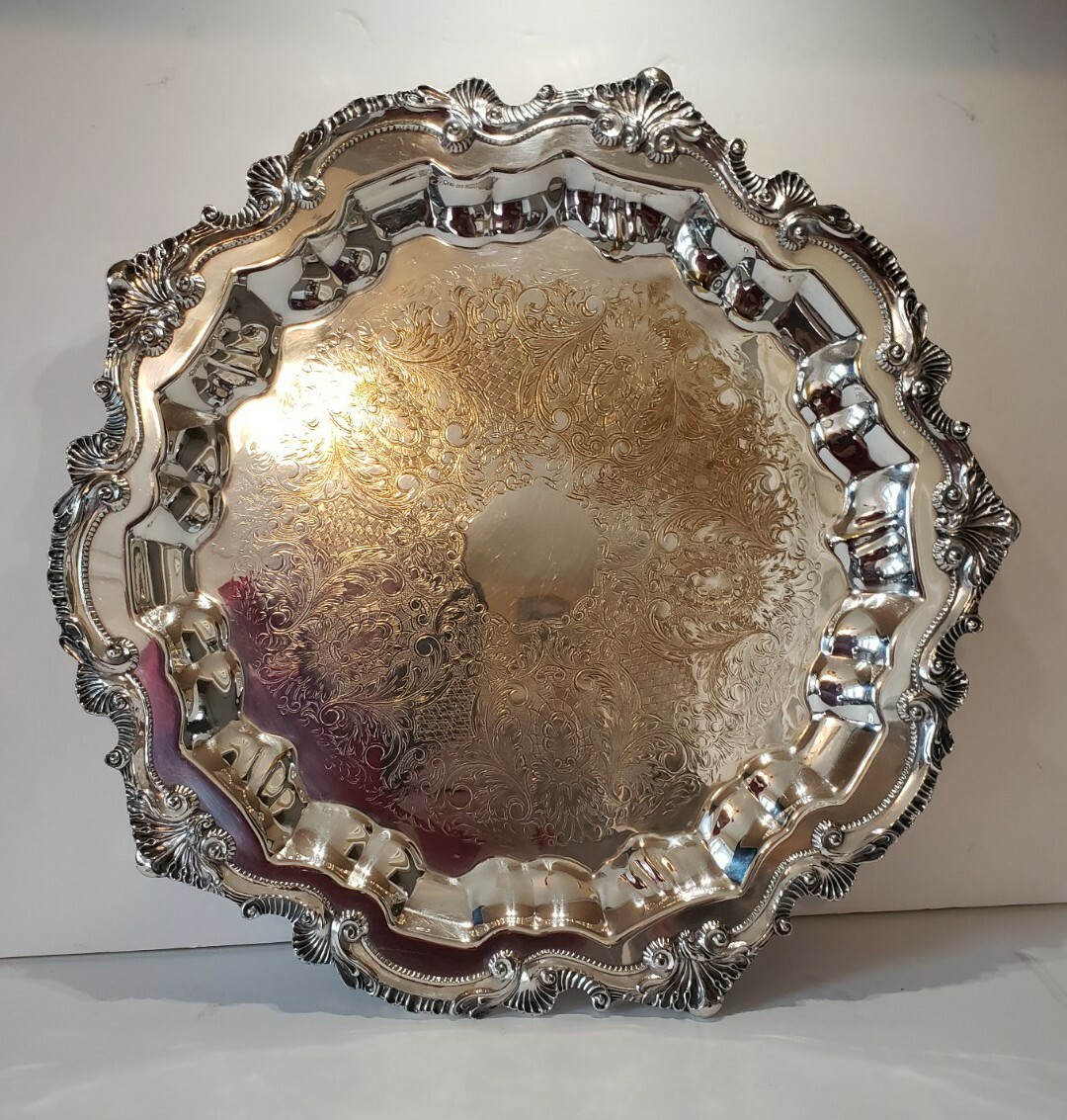 WALLACE Silverplate TRAY Round 3-Toed X110 Chippendale 15