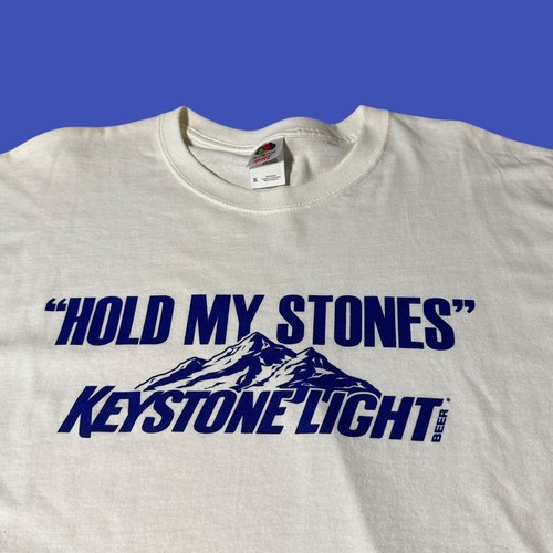 Keystone Light Hold My Stones Beer Herren T-Shirt XL weiß blau Grafik Vintage - Bild 2 von 6
