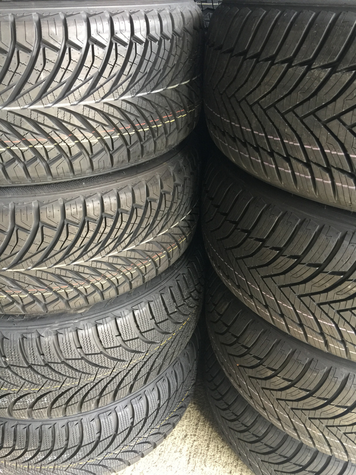 2x Goodride Z401 All Season Elite 215/65 R16 98V Ganzjahresreifen (C/C