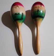 VINTAGE SET OF WOODEN MARACAS HAWAIIAN PALM TREE'S/SHAKERS/COLLECTIBLE