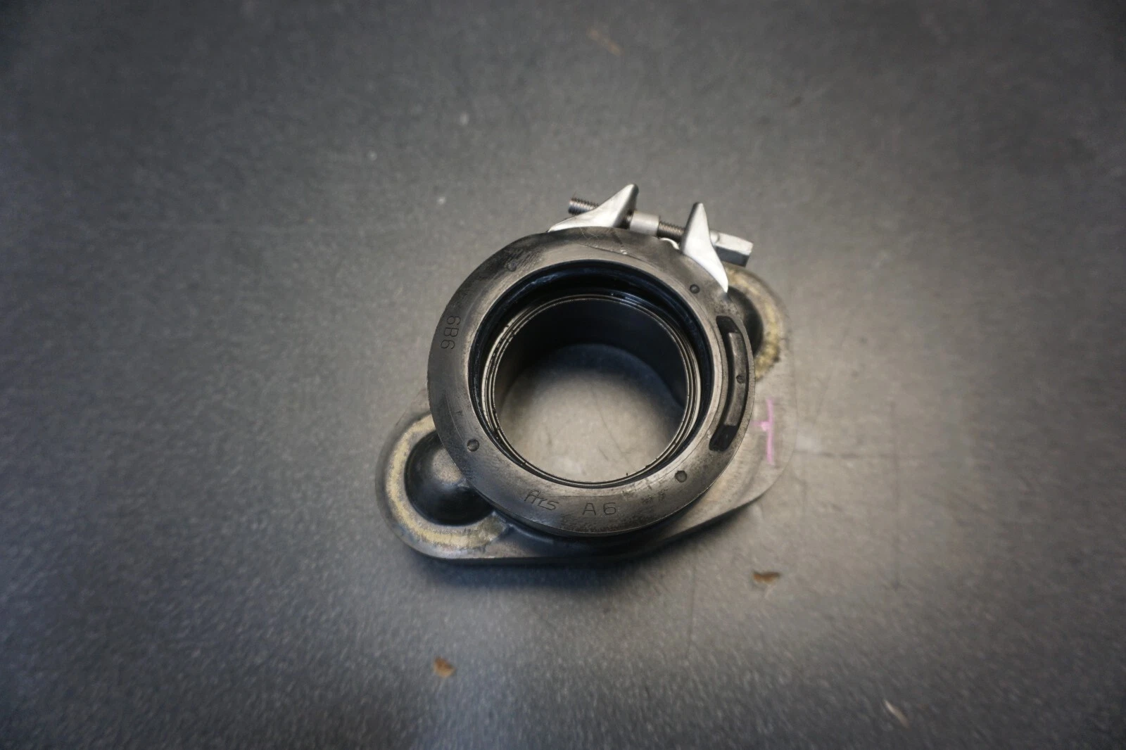 2004-2010 Yamaha OEM Throttle Body Holder Joint Freshwater WaveRunner Cruiser FX