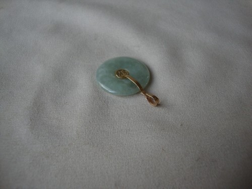 VTG HONG KONG LIGHT GREEN JADE BI DISC " FU DAO LE ! " 14K YELLOW GOLD PENDANT - Picture 18 of 21