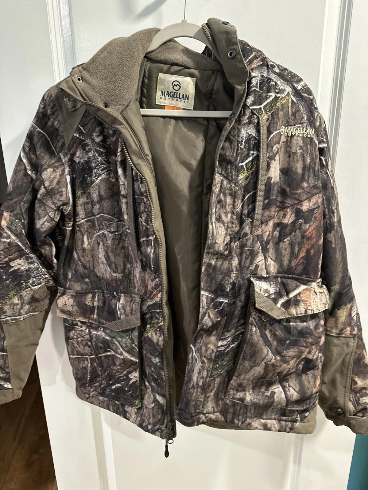 Magellan Cameo Jacket Size Small For Men. - product detail image 1