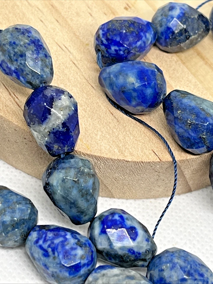 Lapislazuli Perlen Tränen Tropfen facettiert 25 Stk 15 mm Edelstein Kristall DIY - Bild 3 von 4