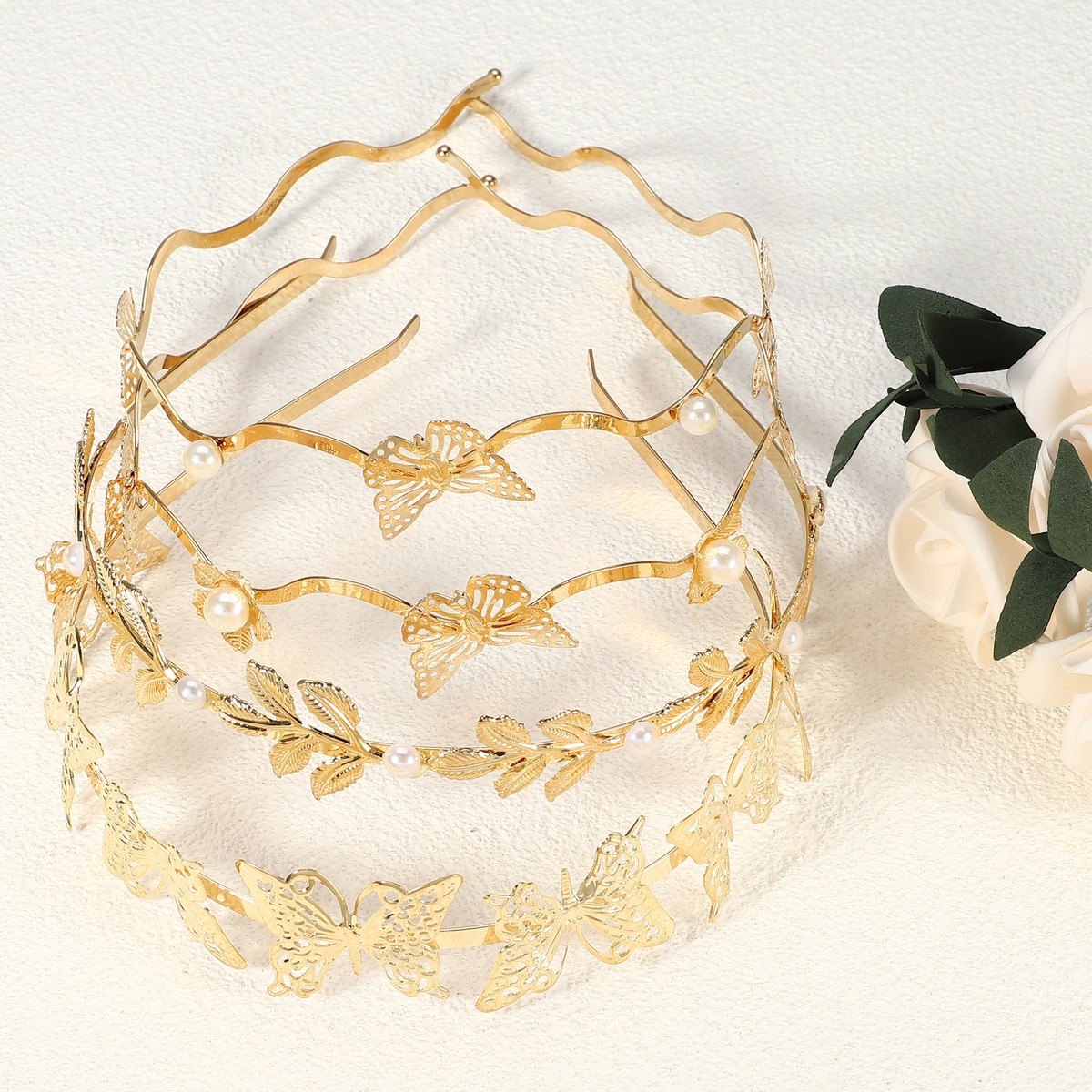 4 Pcs Alloy Metal Leaf Butterfly Shape Headbands for Women  display picture 3