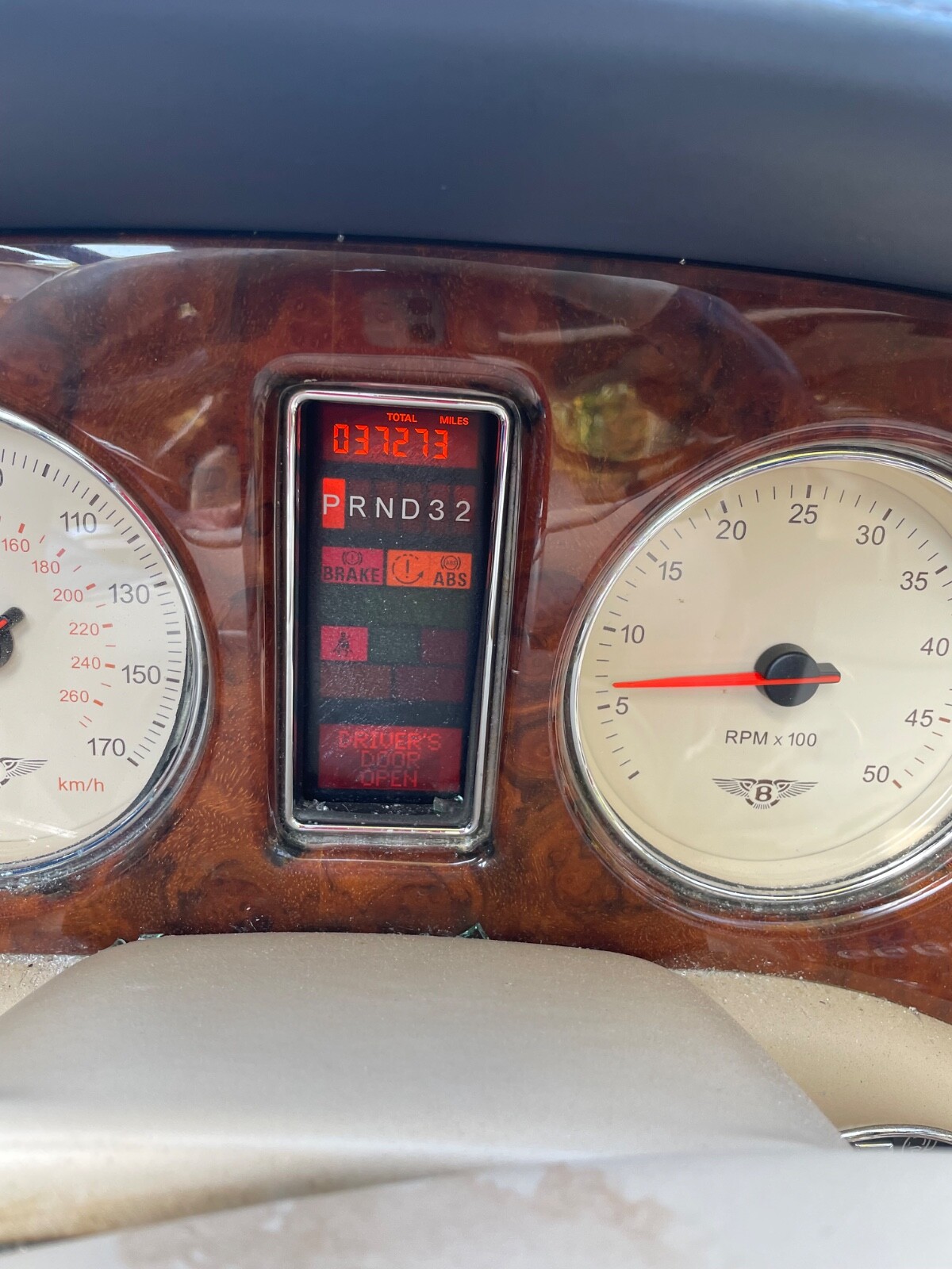 BENTLEY ARNAGE CHROME GRILL, 1999 TO 2004. LARGEST USED ROLLS ROYCE INVENTORY