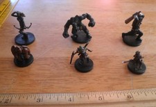 Dungeons  Dragons lot 6 plastic gaming figures 2000s Wizards B8 Nentyar Hunter