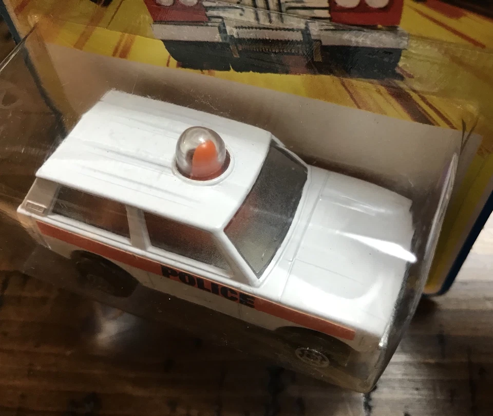 1975 MATCHBOX Rola-Matics by LESNEY 20 Police Patrol Range Rover Unused in Blist - Image 3 of 4