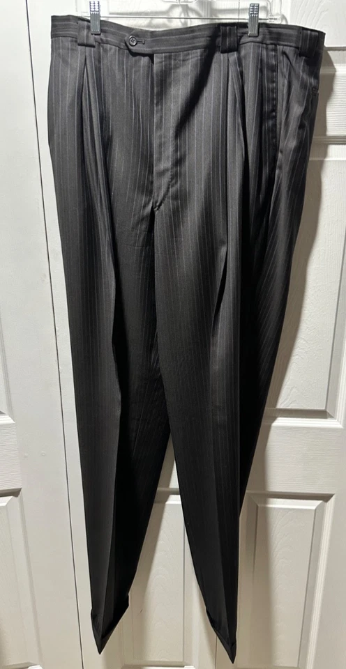 Armani Italia 2 piezas Negro ~ Gris Raya 2 Botones Hombre Traje Alto J44x35 P39/40x36.5 Foto 4 de 4