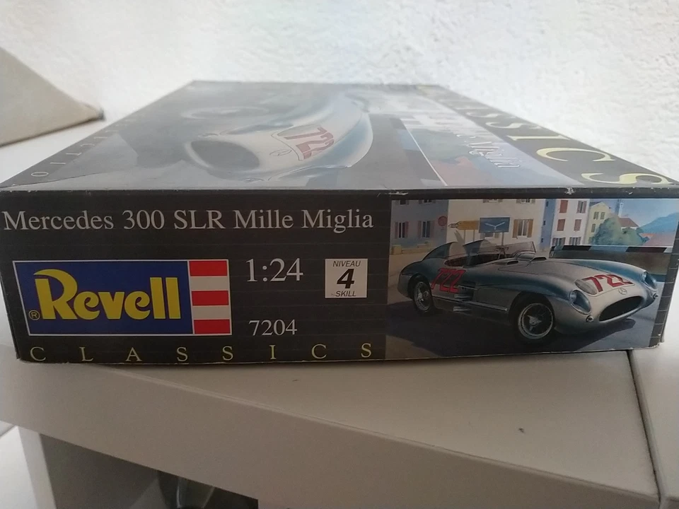 modellino Auto Scala 1/24 Revell Mercedes 300 SLR Mille Miglia - Immagine 4 di 4