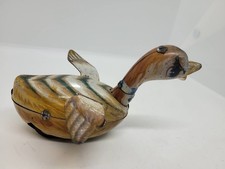 NICE VINTAGE 1950'S TIN LITHO FRICTION ROLLING DUCK