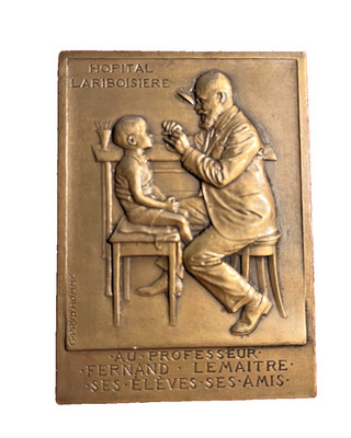 Médaille Ou Plaque Commémorative Du Professeur Fernand Lemaître - Hôpital Lariboisière - Période 1869-1940