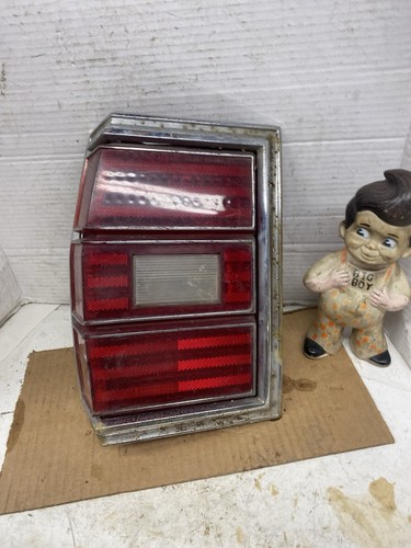 1980-1990 Chevrolet Impala Caprice Wagon LH Tail Lamp Assembly Bezel Rough - Picture 24 of 24