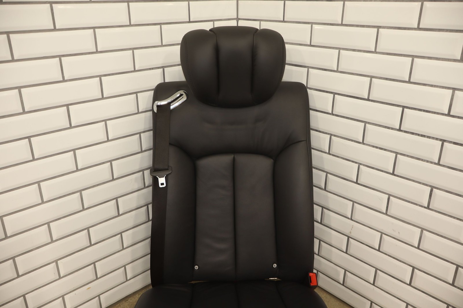 Maybach 57 2007 REAR+RIGHT Seat