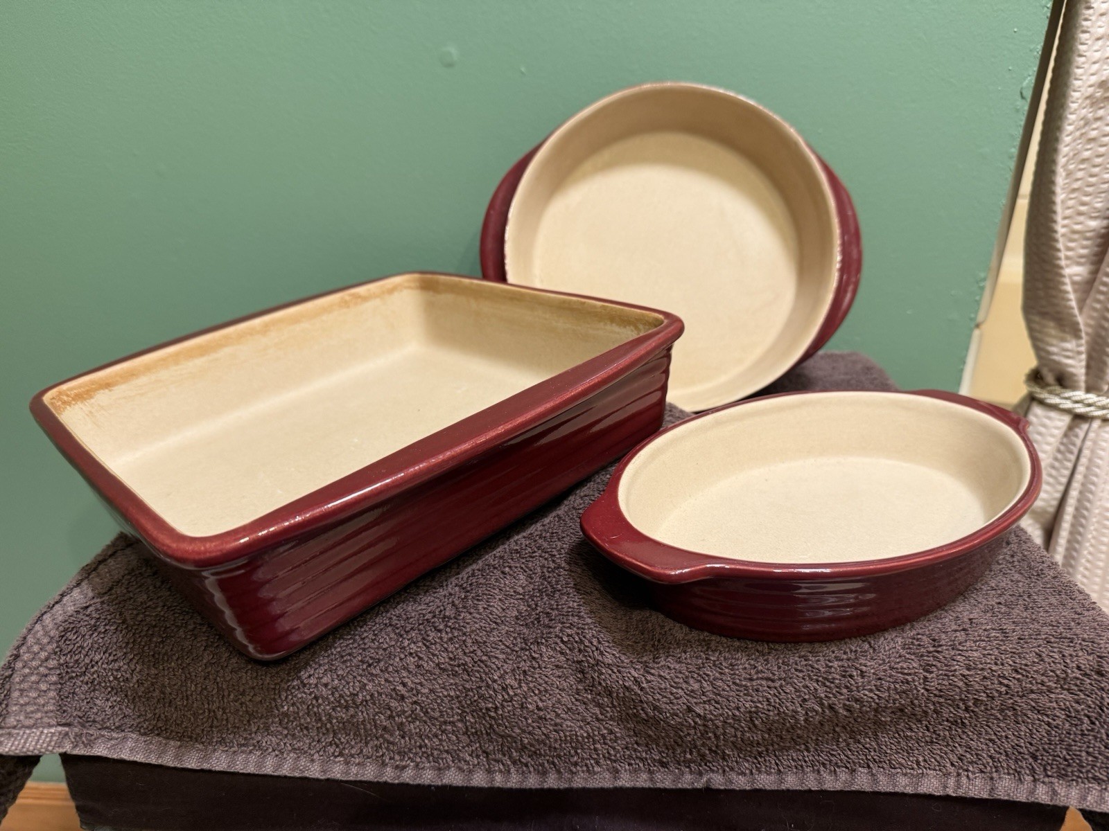 PAMPERED CHEF Heritage Stoneware Oval Baker 8.5 Inch for Lasagna Pie & More