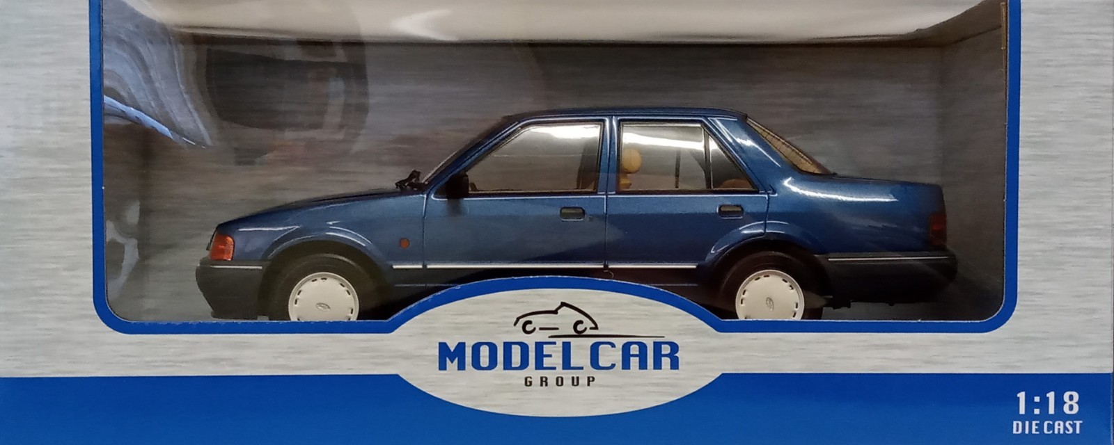 Model Car Group 1/18 Scale - Ford Orion MK2 1600i (1987) LHD Metallic Blue
