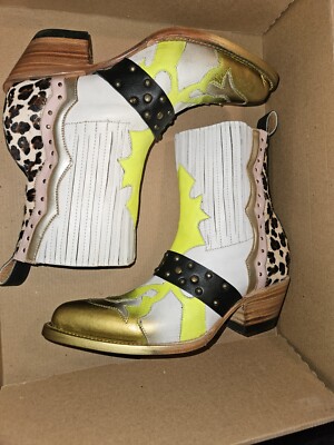 Serto Dudi Green + White Leather Boots Size 8 Handcrafted NWT Leopard