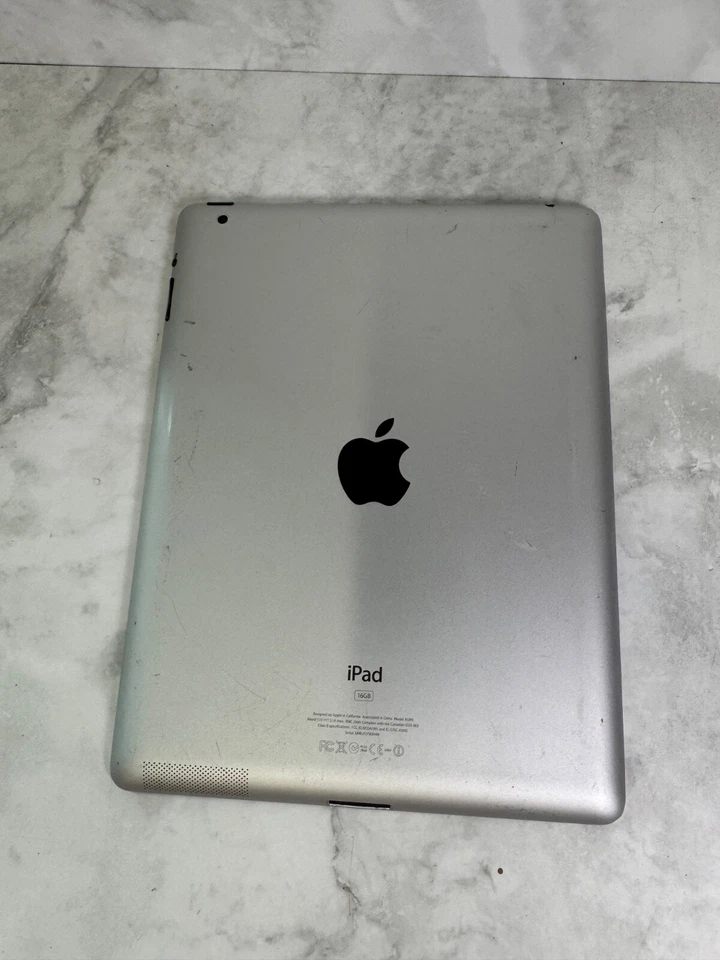 iPad 2 16GB Wi-Fi - Nero - Schermo Rotto - iOS 7.0.2 - Modello MC769TY/A - Immagine 2 di 3