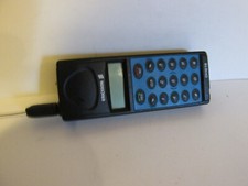 Vintage Ericsson Brick phone DH1618