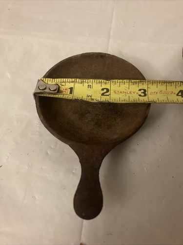 Miniature Cast Iron Pots Pan Skillet Kitchen Camping - Picture 2 of 5