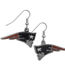 NFL Siskiyou Sports Womens New England Patriots Chrome Dangle