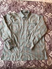 ROHAN EQUATOR SHIRT SIZE MEDIUM