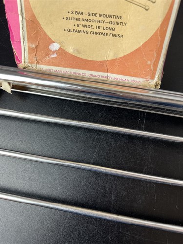 Vintage Knape & Vogt Mfg KV Disappearing Towel Rack NOS Gleaming Chrome Sliding - Picture 3 of 17