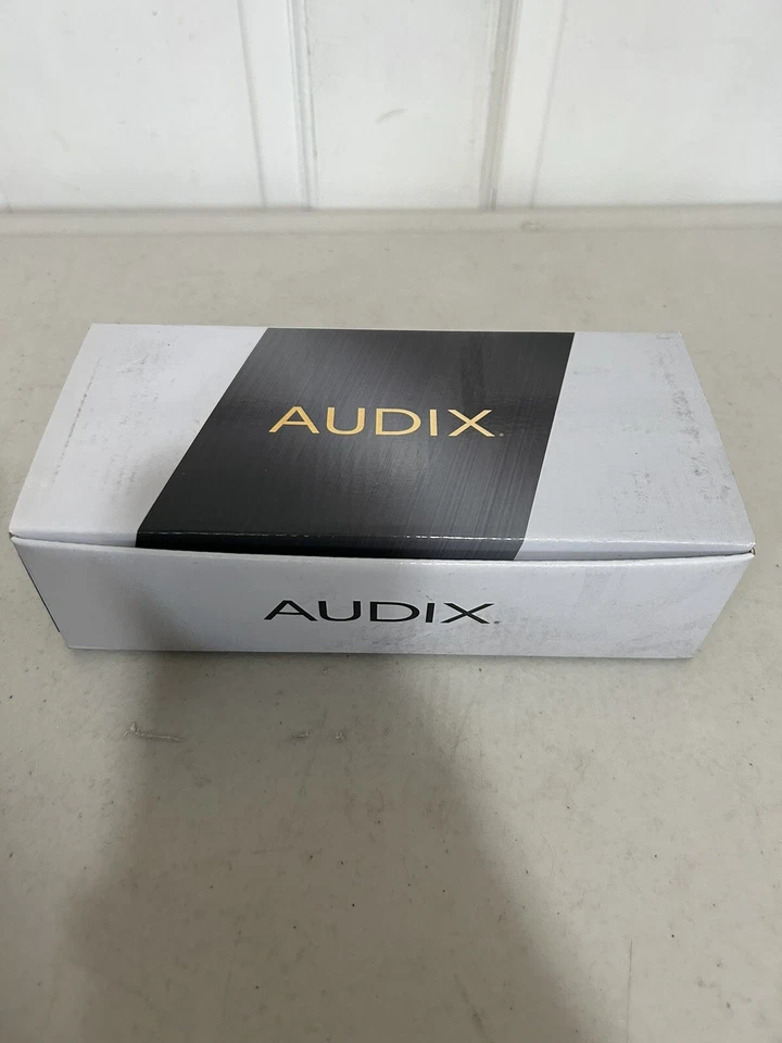 Audix L5 Micro-Sized Lavalier Microphone Audix L5 Audix Microphone - Image 2 of 4