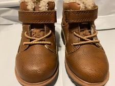 Oshkosh Brown Boots 6M Winter pre owned