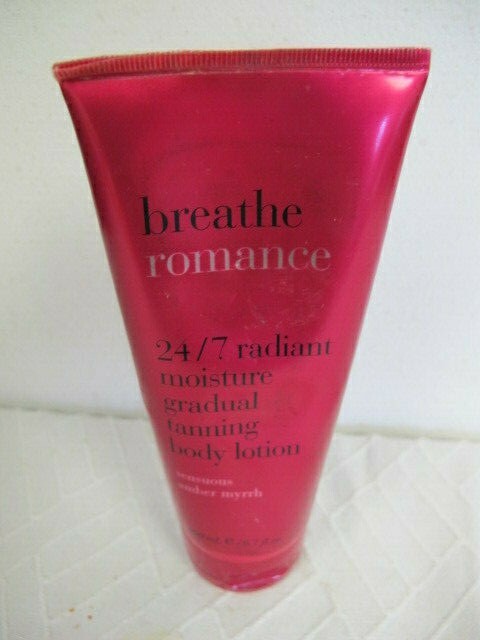 BREATHE ROMANCE BATH BODY WORKS 24/7 RADIANT MOISTURE TANNING BODY