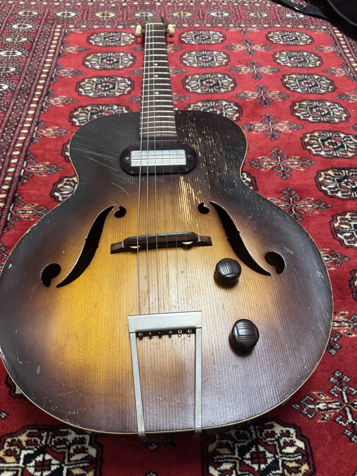 1950’s Silvertone H54