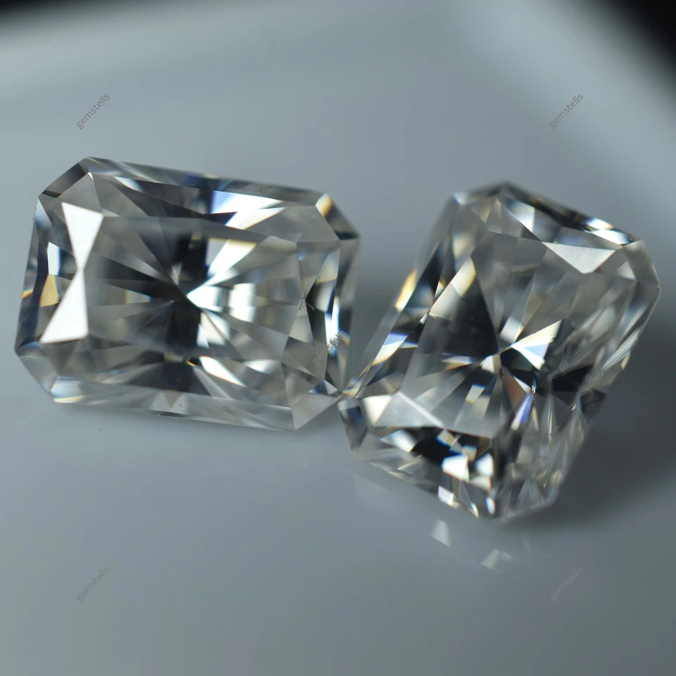 2 Pcs Moissanite VVS1 D Color CERTIFIED Pair Loose Gemstone 4x6 MM Radiant Cut - Image 4 of 4