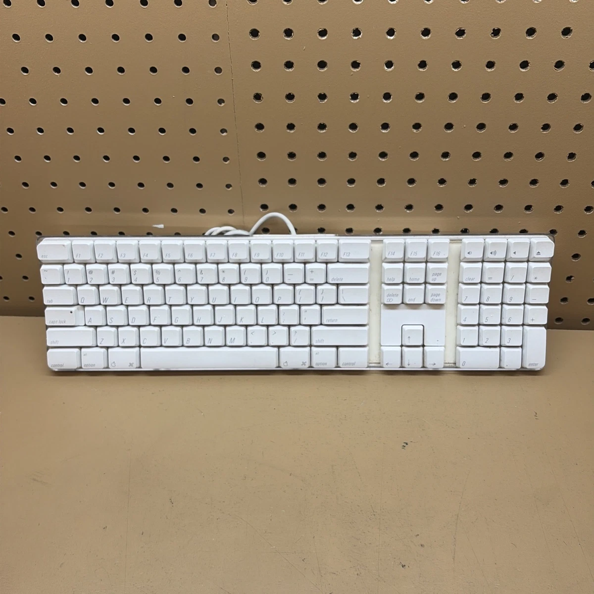 アップルキーボード有線　純正A1048　Apple Keyboard 5台セット アップルキーボード 有線 純正 A1048 Apple Keyboard - メルカリ