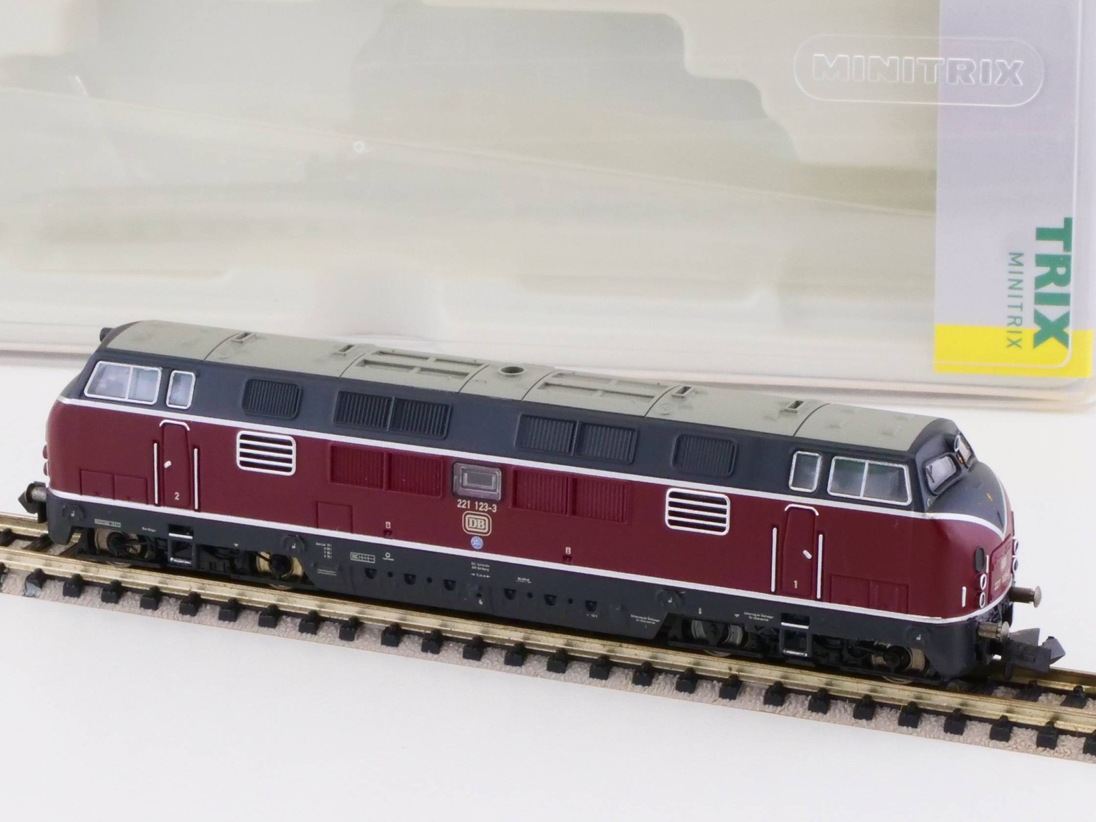 Minitrix 12321 Diesel Locomotive Br 221 123-3 DB Dss Clutch Defective Boxed