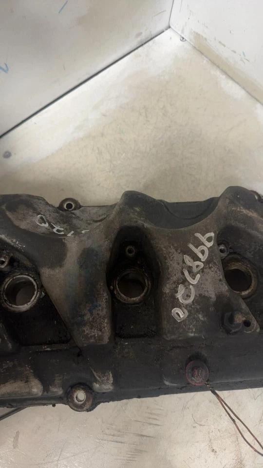 2005-2011 VOLVO XC90 ENGINE VALVE COVER OEM FREE SHIPPING Foto 3 de 4