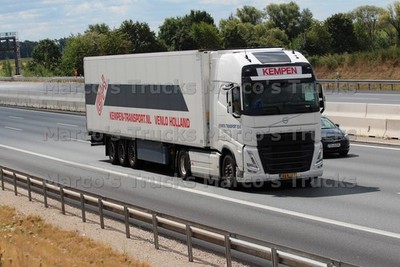 LKW Foto Volvo FH Kühlsattelauflieger Niederlande weiß KEMPEN TRANSPORT B #k8ou