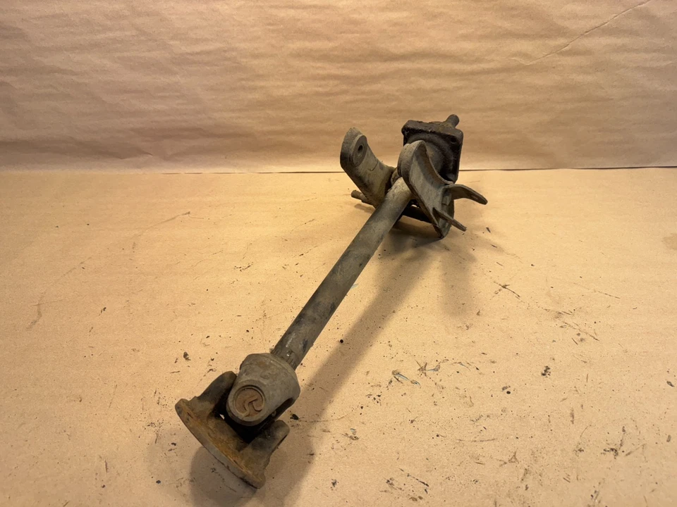 Conjunto de eje trasero Triumph Spitfire GT6 OEM PN 204226 Foto 4 de 4