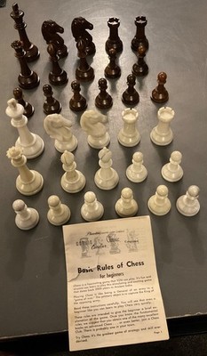 Vintage PLEASANTIME Crafted Game Classic CAVALIER Chess Pieces & Instructions