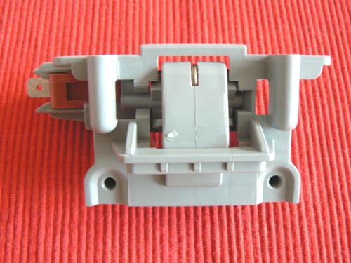 DISHWASHER SPARES / PARTS HOTPOINT / INDESIT DOOR LOCK CATCH INTERLOCK - Picture 2 of 2