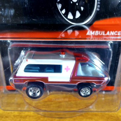 Hot Wheels RLC Real Riders Ambulance 864/4000 Pink 1/6 2011 The