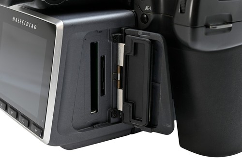 Hasselblad H6D-50C Medium Format Digital Camera + 80mm 2.8 Lens & Accessories - Picture 9 of 13