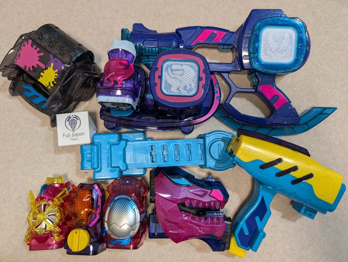 Kamen Rider Revice DX Set Revice Driver Vistamps Rex Volcano