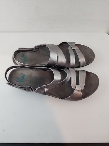 Sandalias YUU Janne Plateadas Talla 11 M Correa Plana Gancho Lazo Correas para Zapatos - Imagen 6 de 7