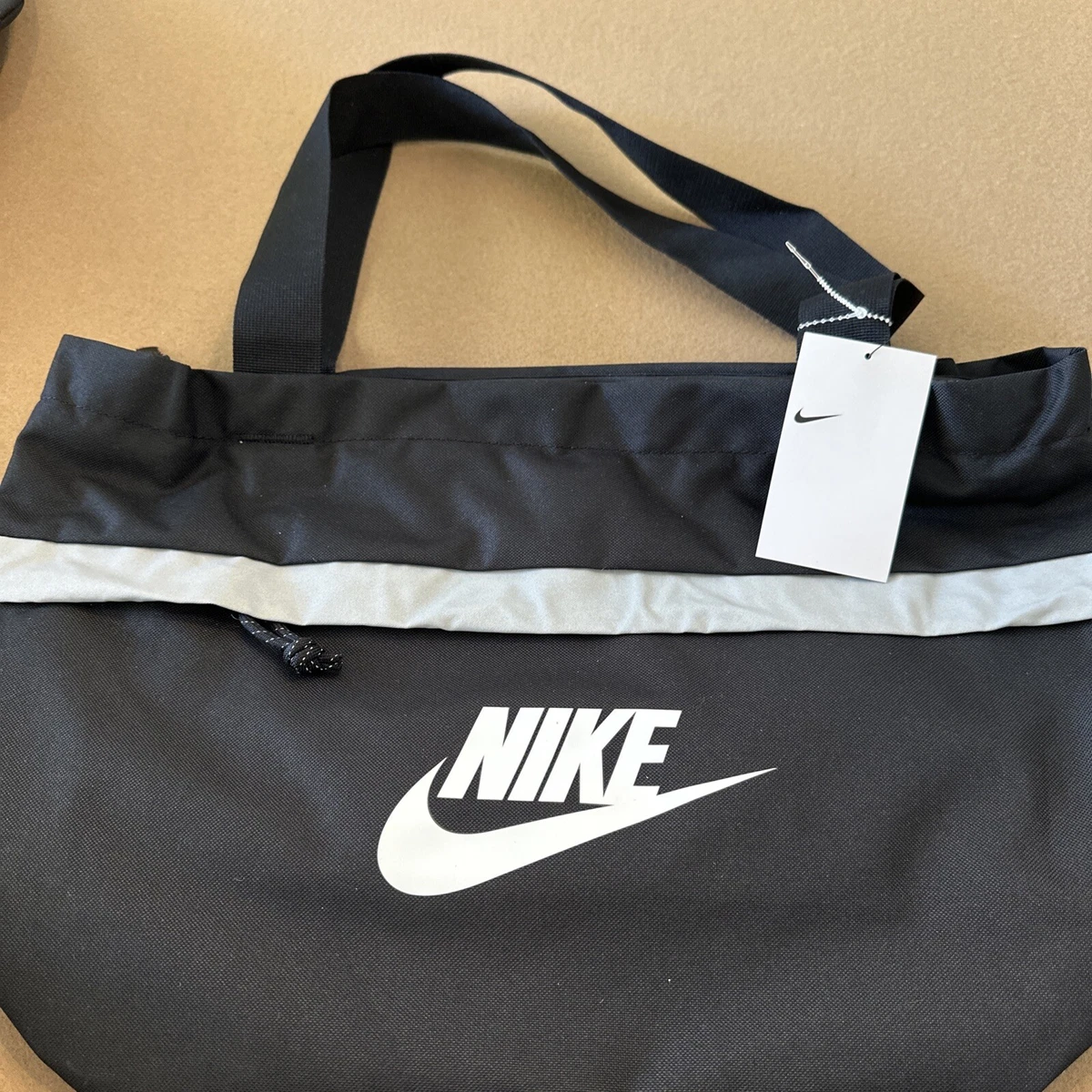 nike tanjun tote
