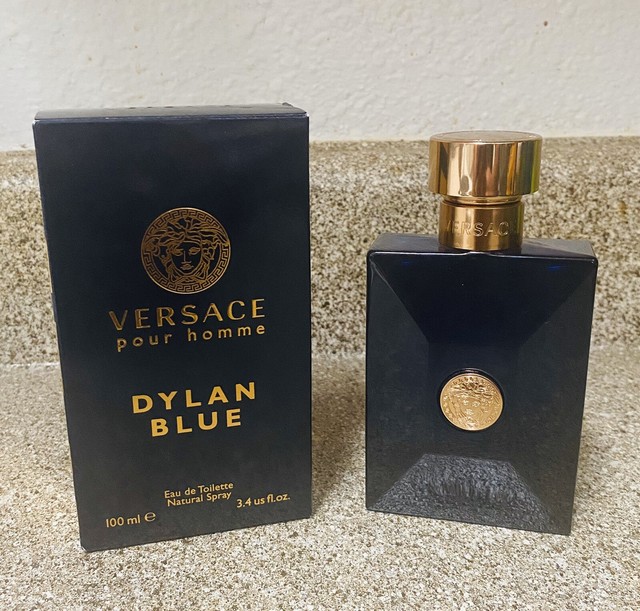 versace dylan blue eau de toilette men